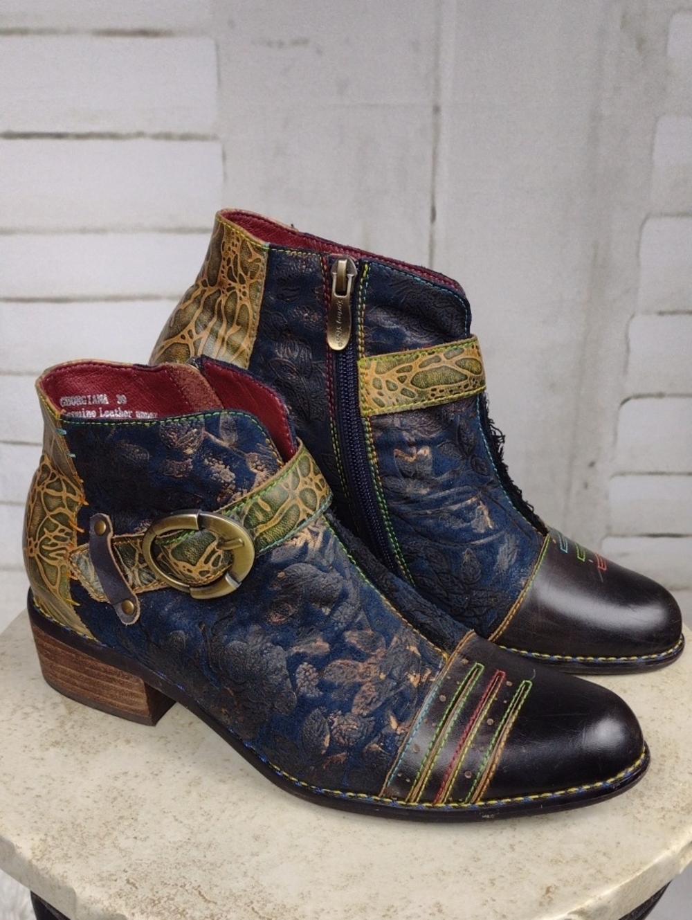 L'ATISTE Blue Embossed Leather Booties with Green and Black Accents Size 8.5